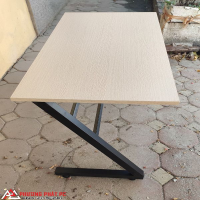Bàn Chân Sắt Chữ Z 50cm x 100cm