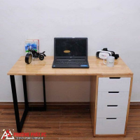 Bàn Làm Việc IKEA Chân Sắt